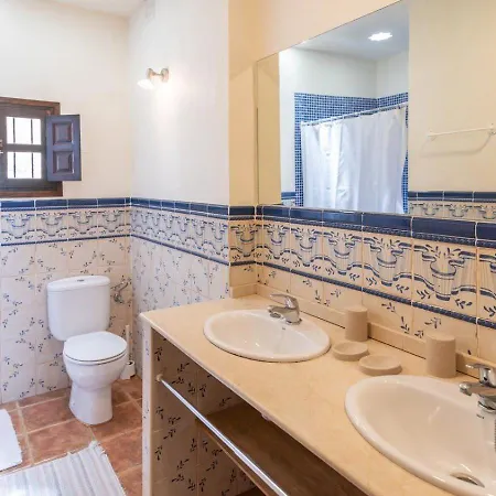 Casa La Reserva By Ruralidays * פריחיליאנה